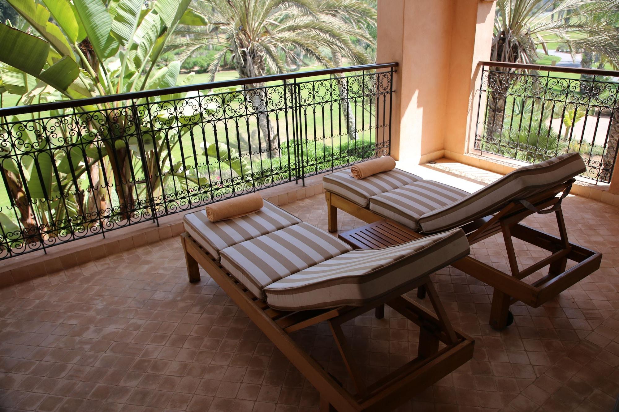 提奇达高尔夫宫酒店-罗莱夏朵 阿加迪尔 外观 照片 A balcony at the resort